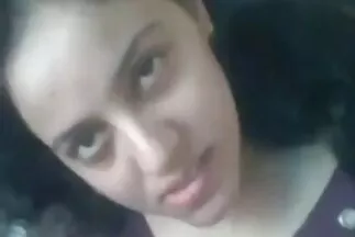 Kaylani Lei đáng yêu có nữ diễn viên sex nhật quan hệ tình dục với một chú hề trâu bò.