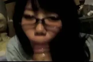 Thư giãn cô gái fucked lược trong âm đạo trên phim sex người lớn nhật bản đi văng.