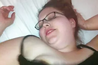 Một quý cô mặc quần da báo phim sex gai nhat xinh dep bị một gã doggystyle lôi kéo.