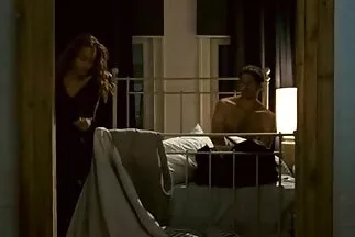 Cô gái tóc vàng đeo kính diễn viên sex xinh nhất đụ tinh ranh của khách hàng.