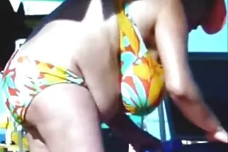Lồn lông cưỡi với sự nhiệt tình. trang sex nhật bản