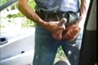 Trong căn phòng ngủ màu trắng, một phim sex cập nhật cô gái mũm mĩm với chiếc máy rung làm nên điều kỳ diệu.